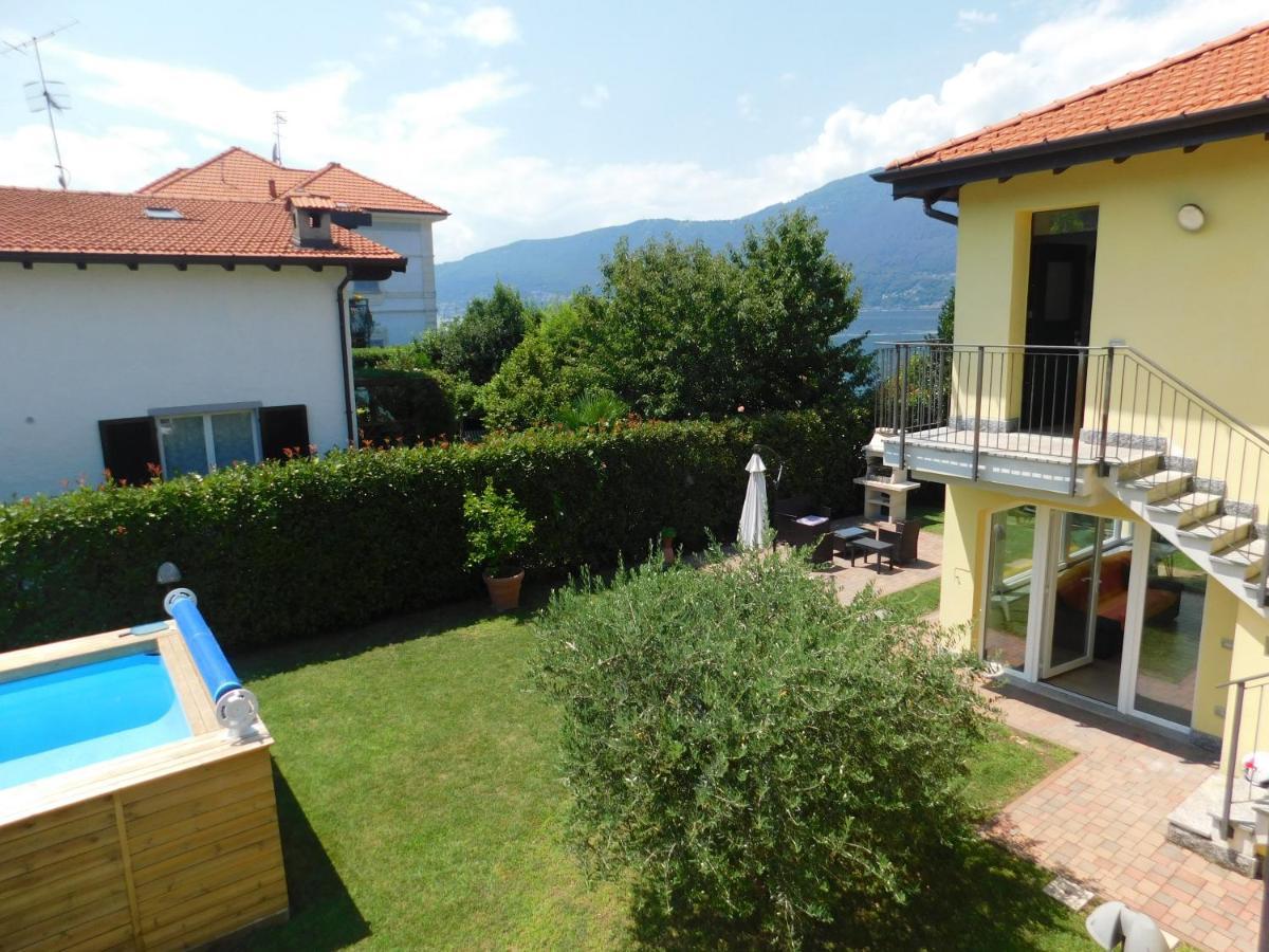 Haus Am See Villa Porto Valtravaglia Exterior photo
