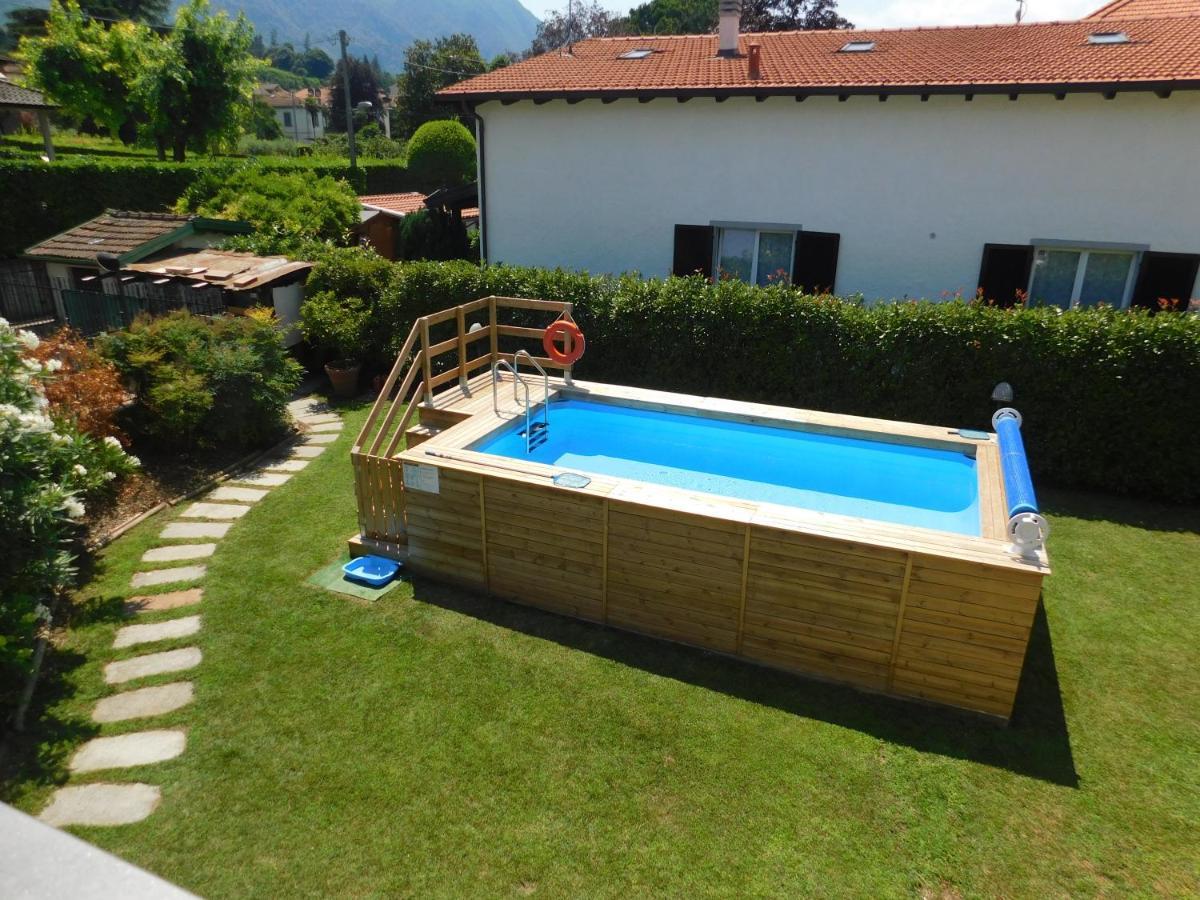 Haus Am See Villa Porto Valtravaglia Exterior photo